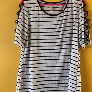 Super cute striped top!